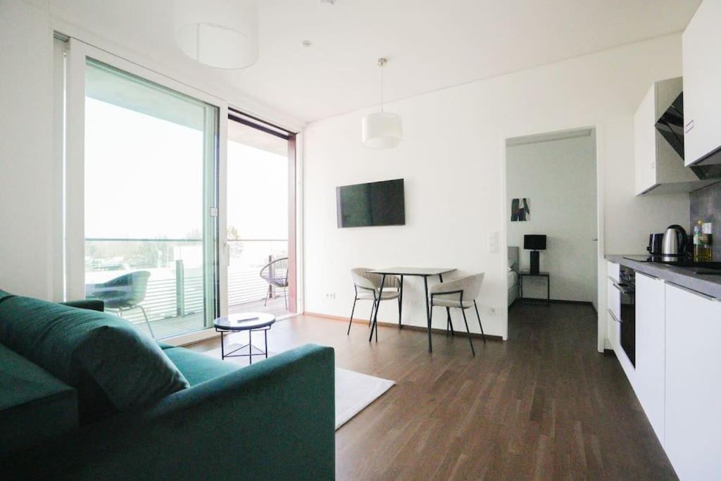 Exclusive Condo With Pool And Terrace Bécs Kültér fotó